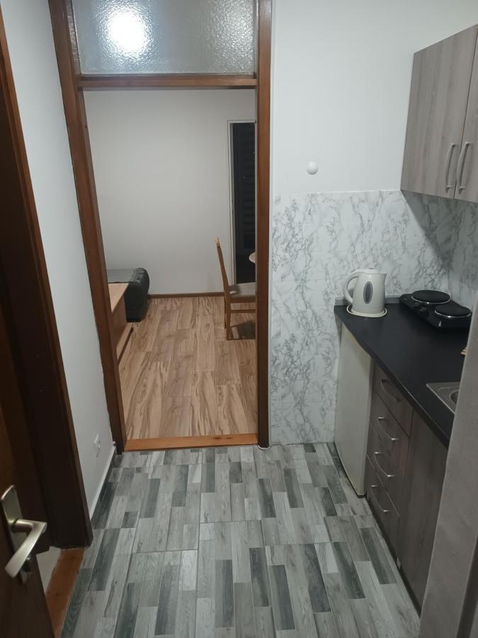 stan na dan IM Apartment Uzice Bagian luar foto