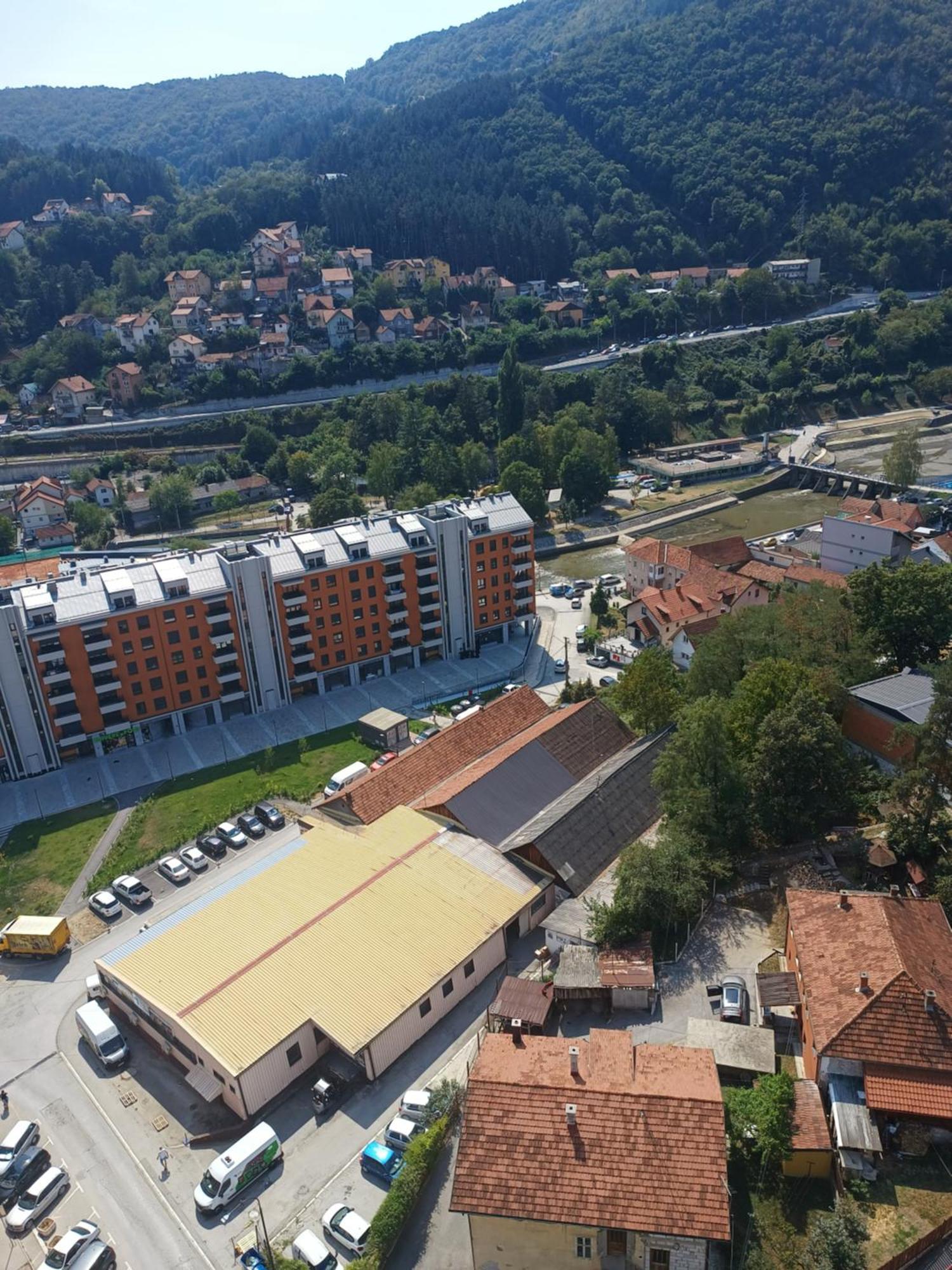 stan na dan IM Apartment Uzice Bagian luar foto
